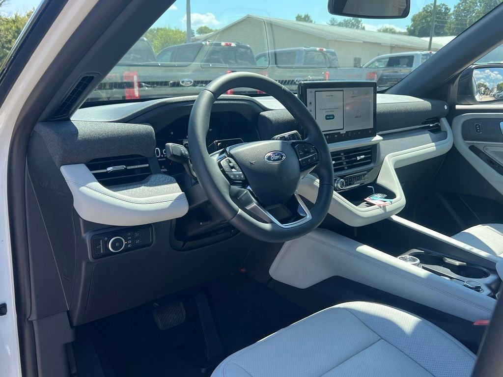2027 Ford Explorer Platinum