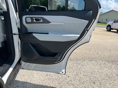 2025 Ford Explorer Platinum