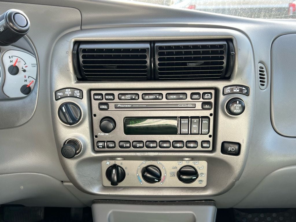 2003 Ford Explorer Sport Trac XLS 126 WB