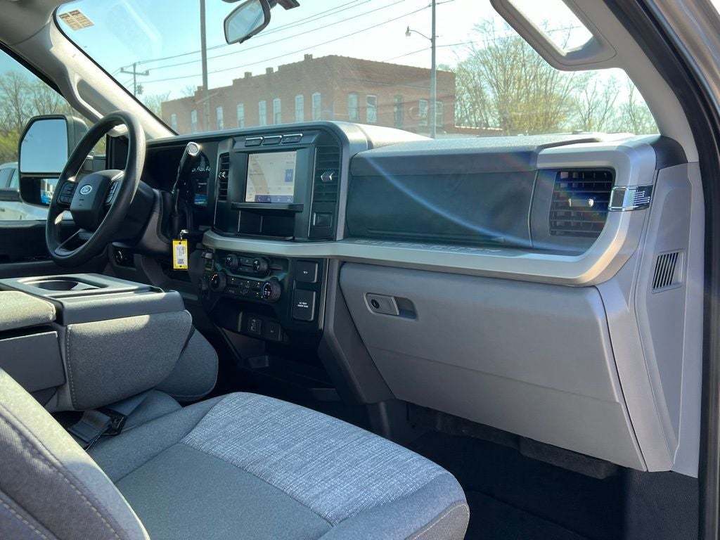 2024 Ford F-250 XLT