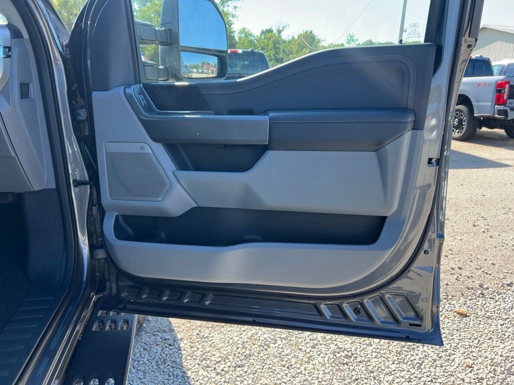 2027 Ford F-250 XLT