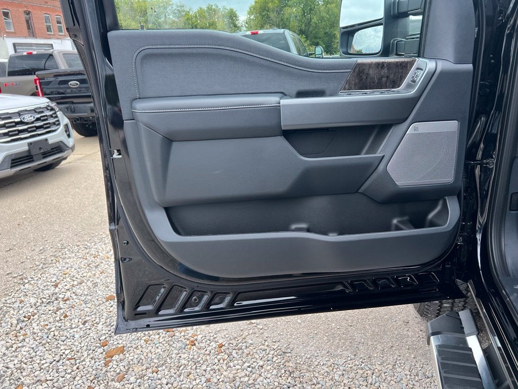 2027 Ford F-250 Lariat