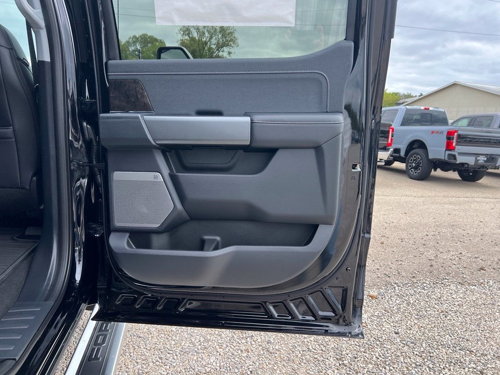 2027 Ford F-250 Lariat