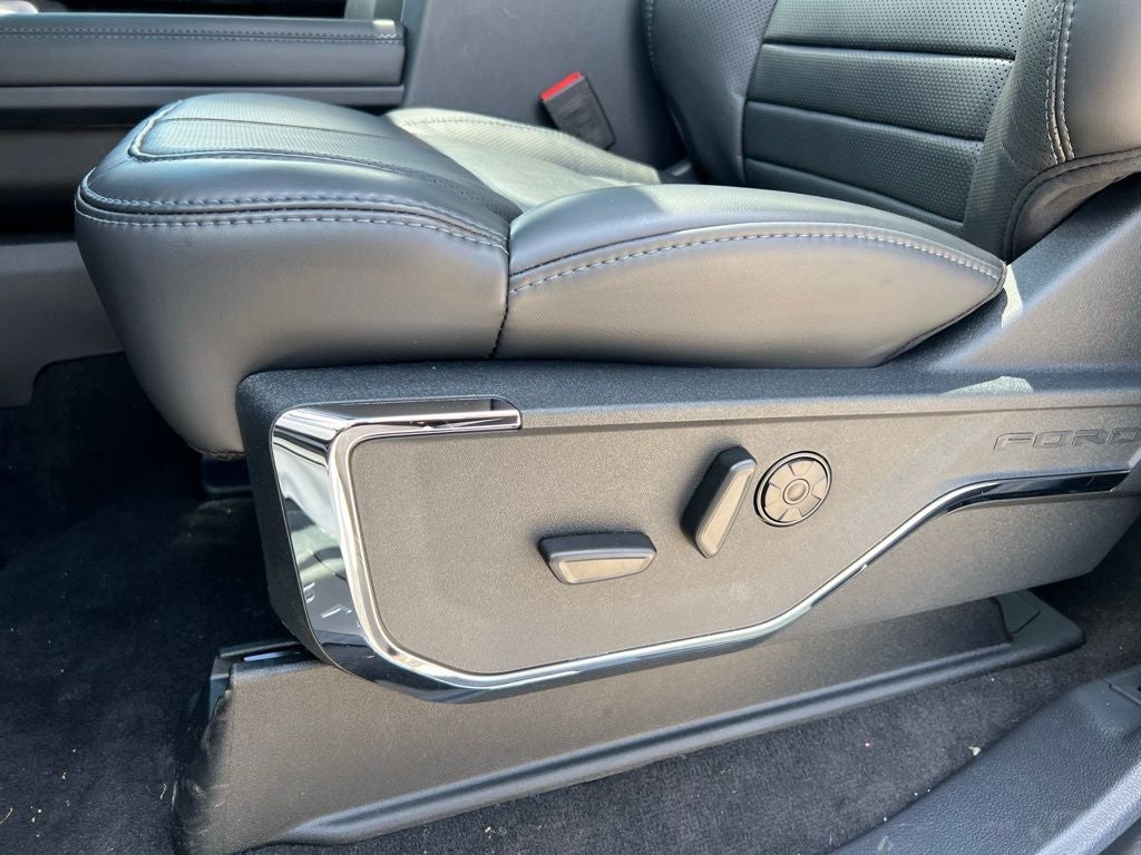 2025 Ford F-250 Platinum