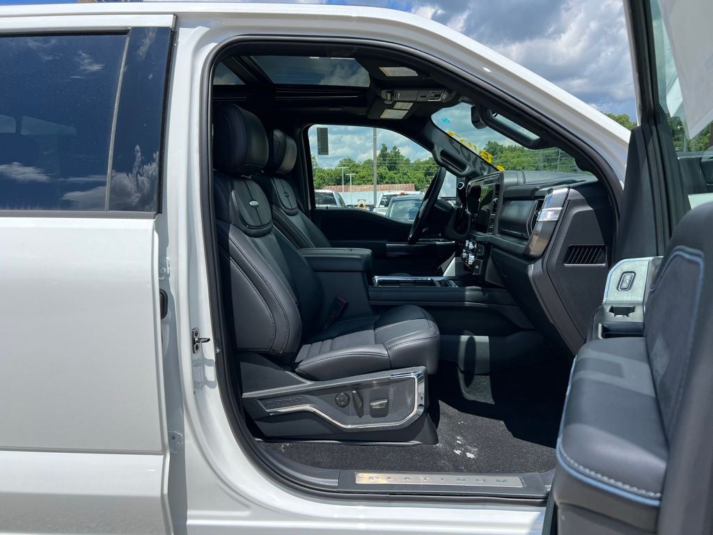 2025 Ford F-250 Platinum