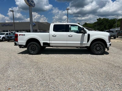 2025 Ford F-250 Platinum