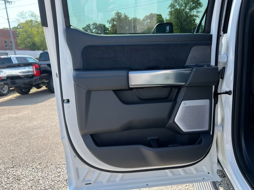 2025 Ford F-250 Platinum