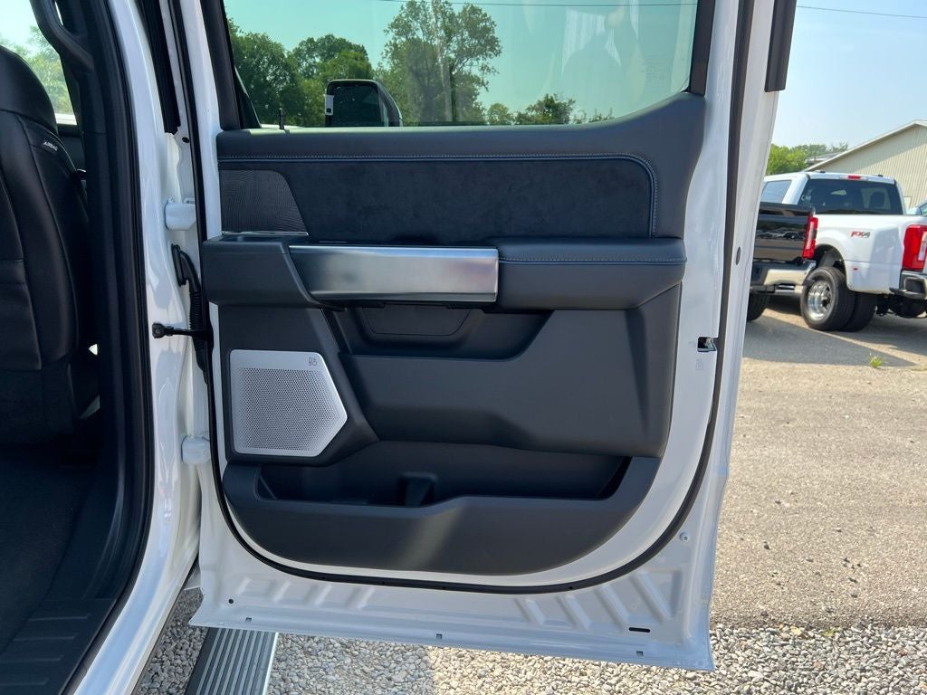 2025 Ford F-250 Platinum