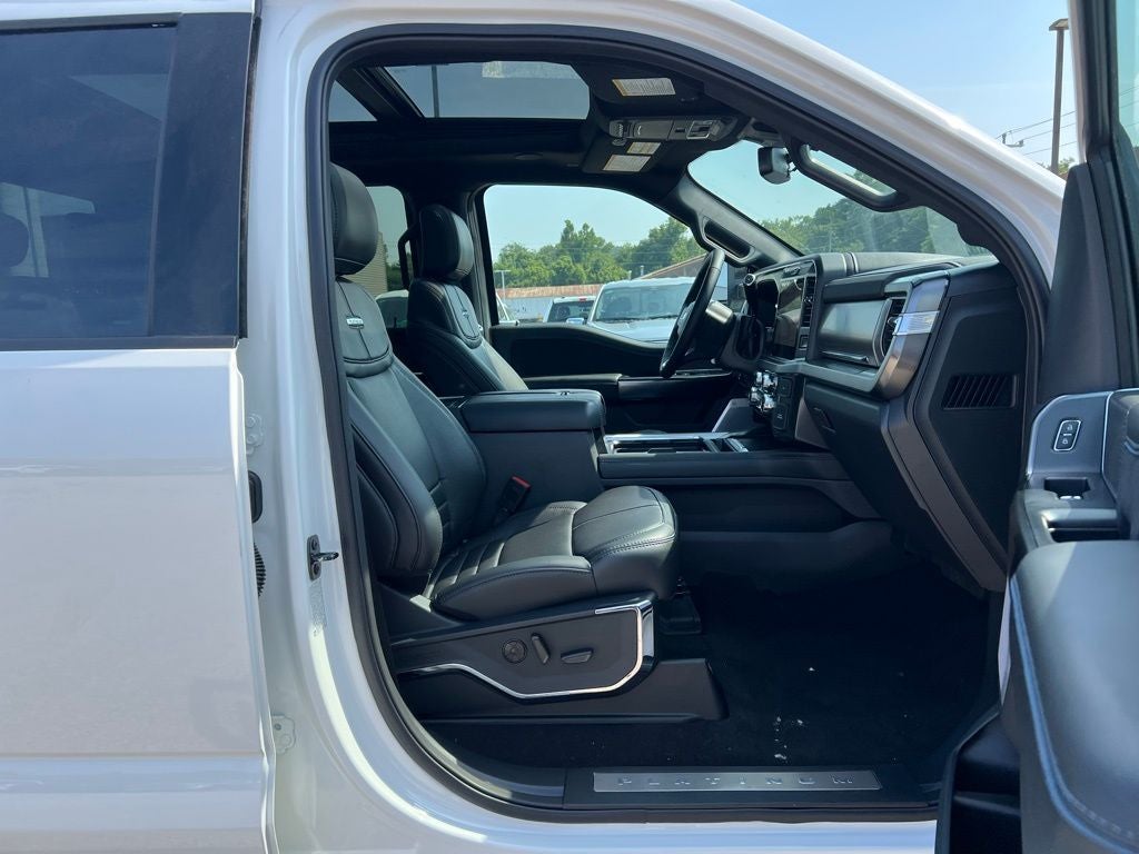 2025 Ford F-250 Platinum