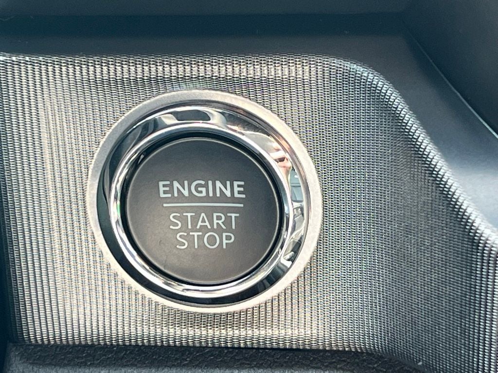 2025 Ford F-250 Platinum