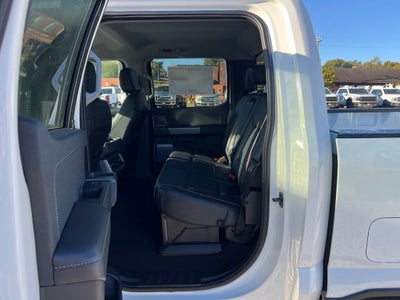 2027 Ford F-350 Lariat