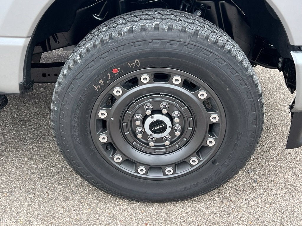 2027 Ford F-350 XLT