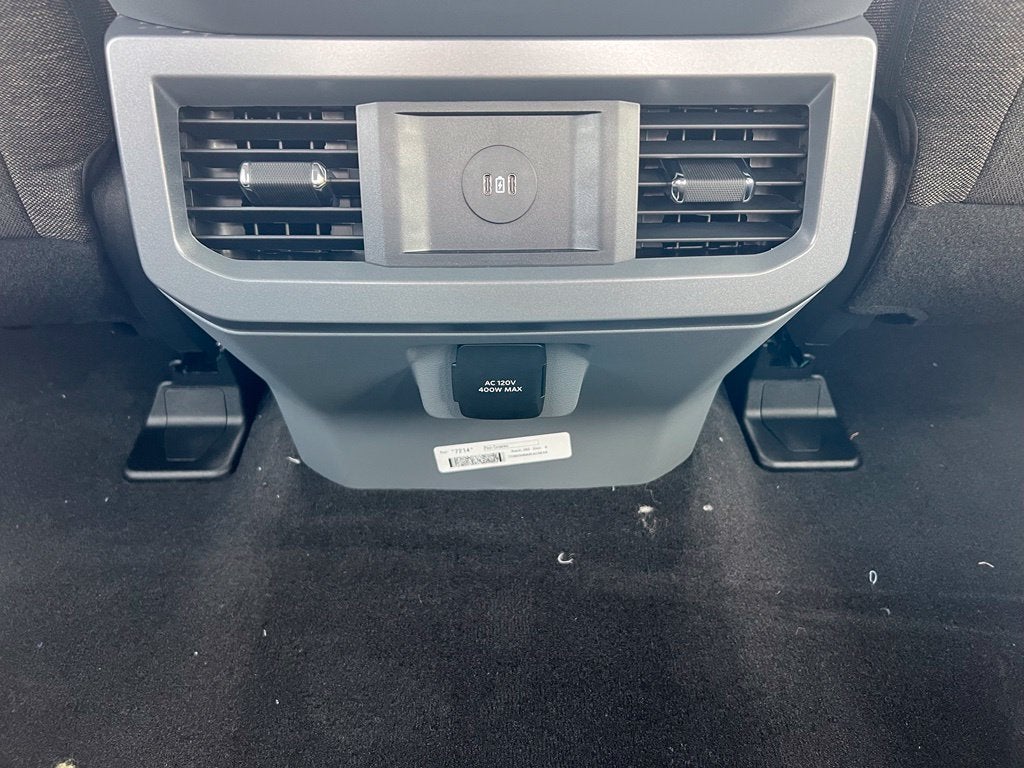 2027 Ford F-350 XLT