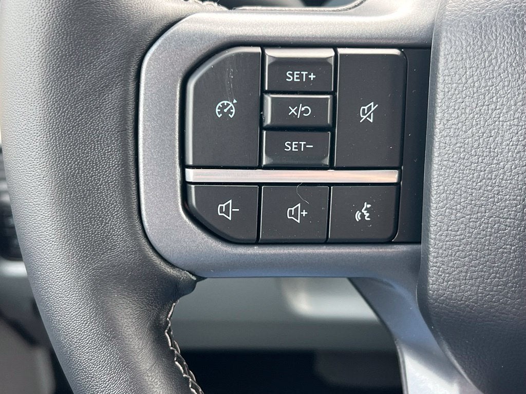 2027 Ford F-350 XLT