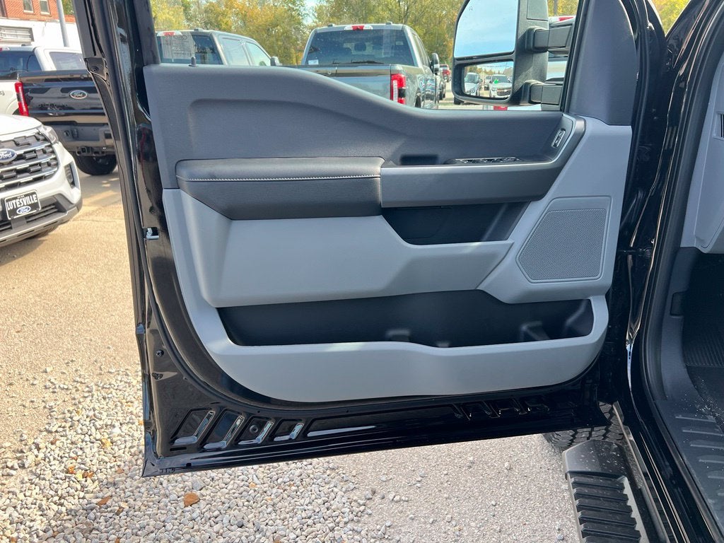 2027 Ford F-350 XL