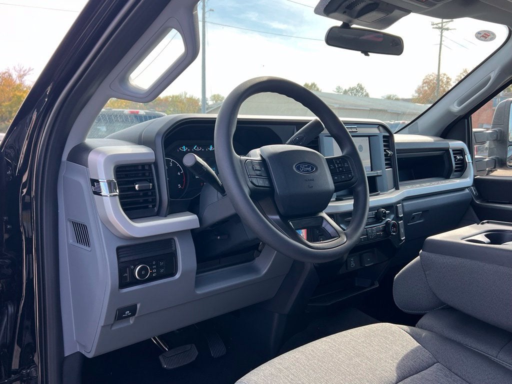 2027 Ford F-350 XL