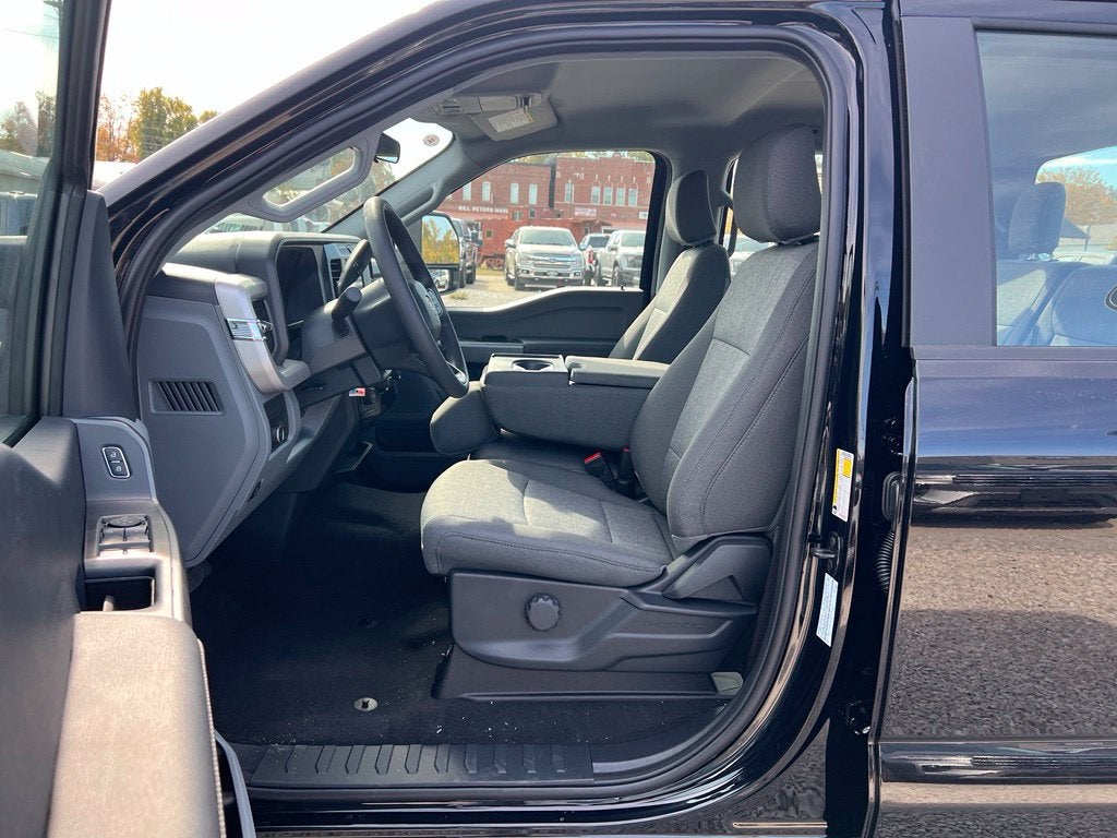 2027 Ford F-350 XL