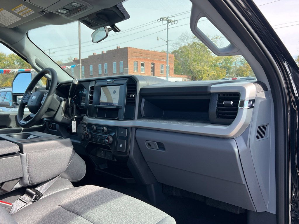 2027 Ford F-350 XL