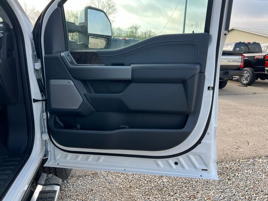 2026 Ford F-350 Lariat