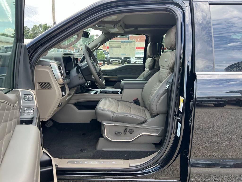 2025 Ford F-350 Platinum