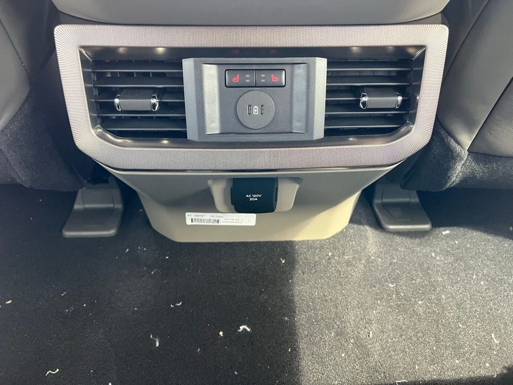 2025 Ford F-350 Platinum