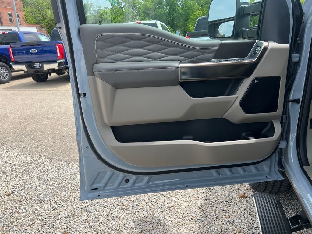 2026 Ford F-350 Platinum