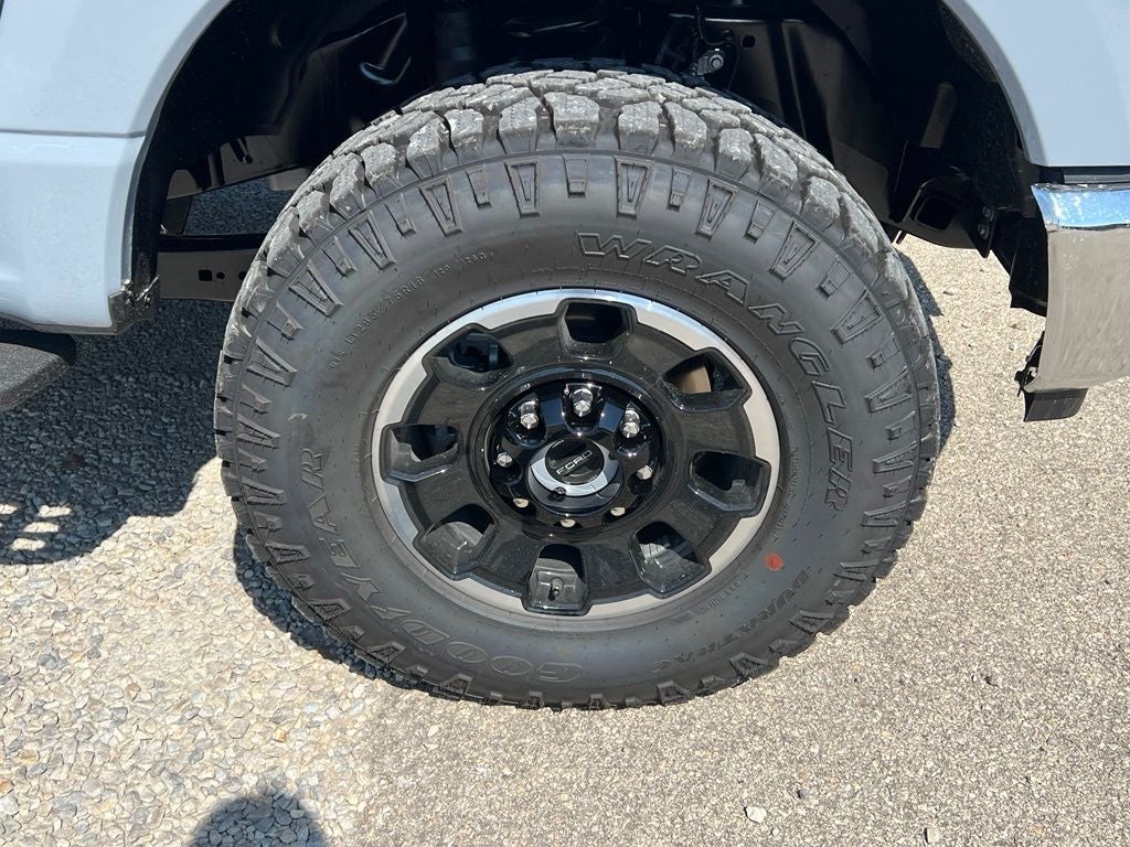 2027 Ford F-350 Lariat
