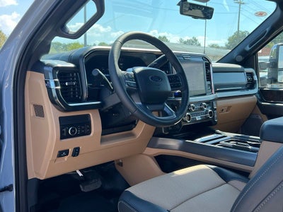 2027 Ford F-350 Lariat