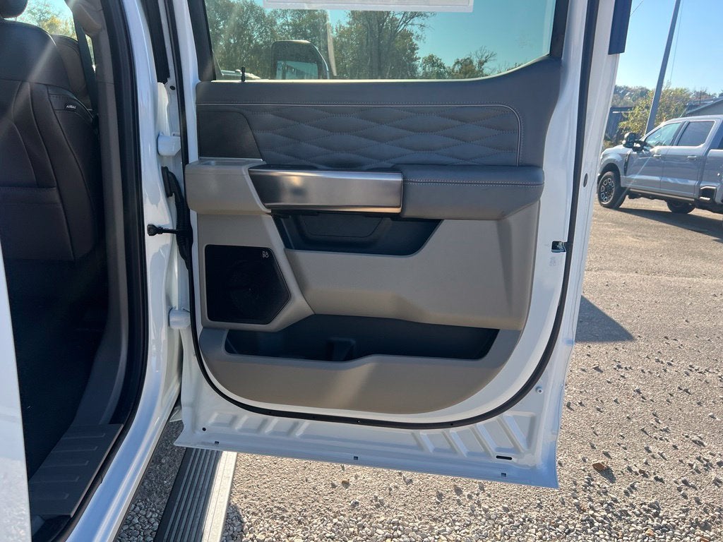 2027 Ford F-350 Platinum