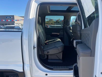 2027 Ford F-350 Platinum
