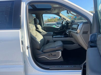 2027 Ford F-350 Platinum