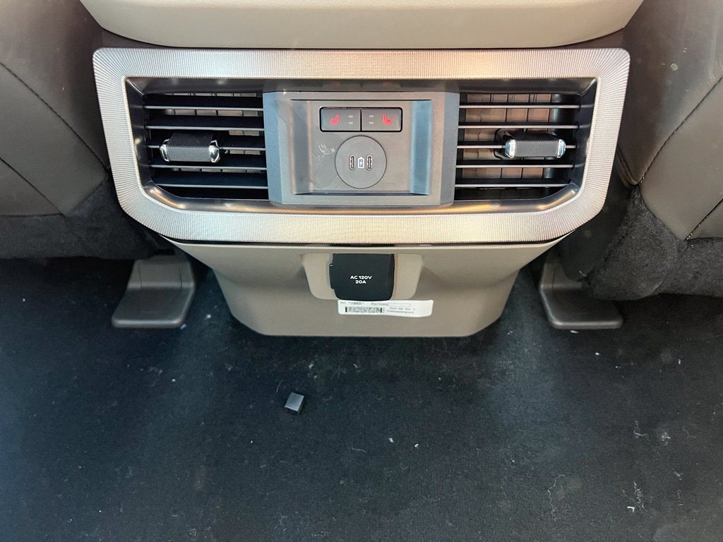 2027 Ford F-350 Platinum
