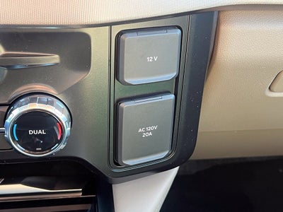 2027 Ford F-350 Platinum
