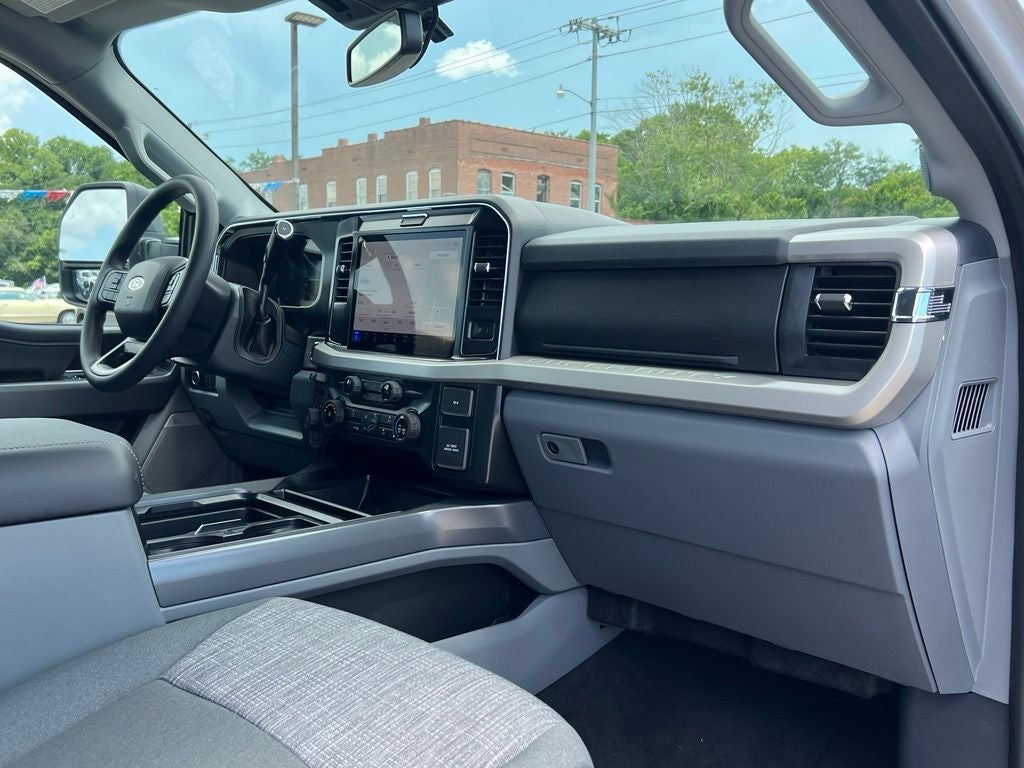 2026 Ford F-350 XLT