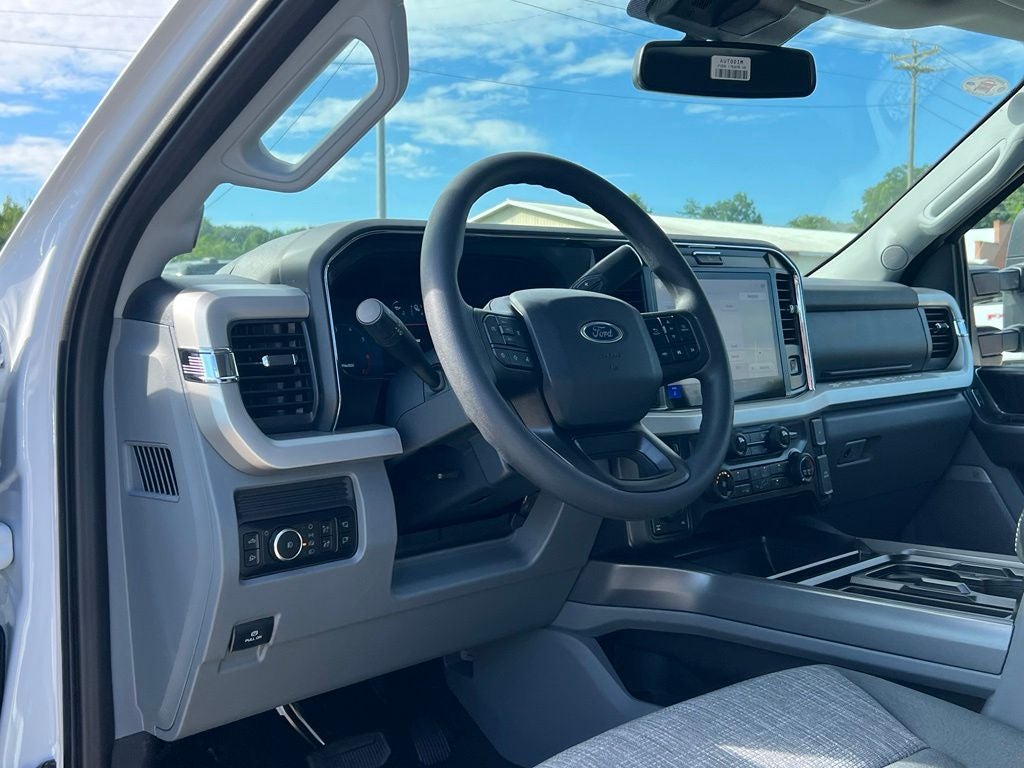 2026 Ford F-350 XLT