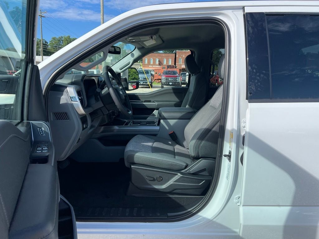 2026 Ford F-350 XLT