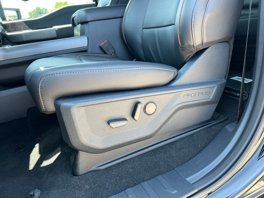 2026 Ford F-350 Lariat