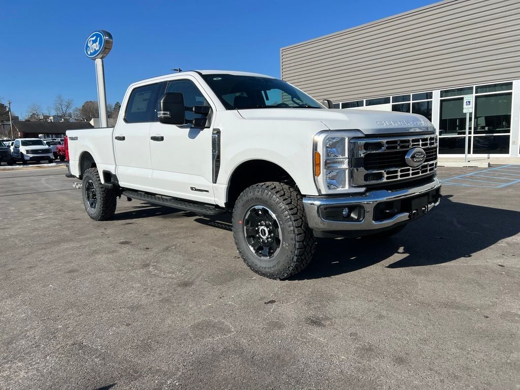 2026 Ford F-350 XLT