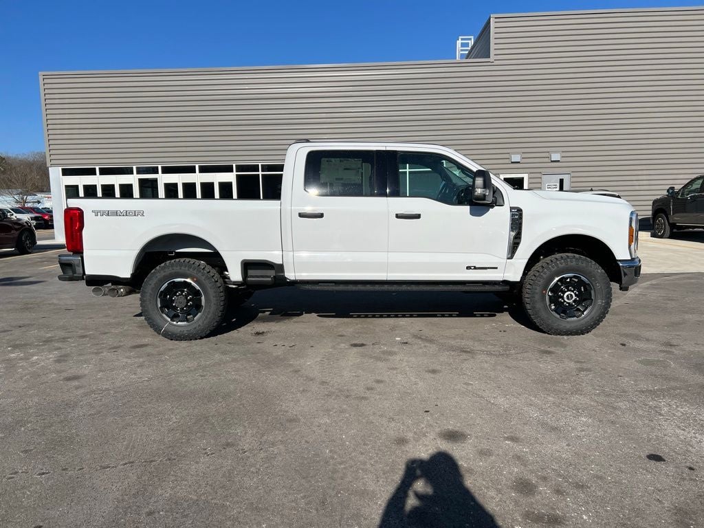2026 Ford F-350 XLT