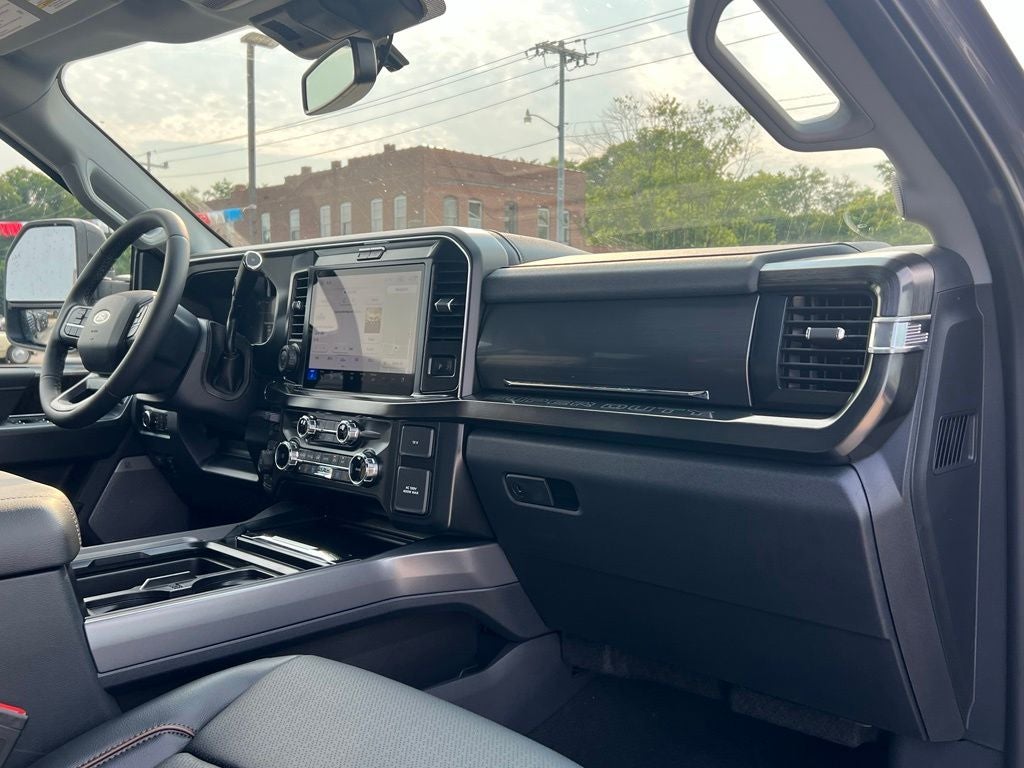 2026 Ford F-350 Lariat