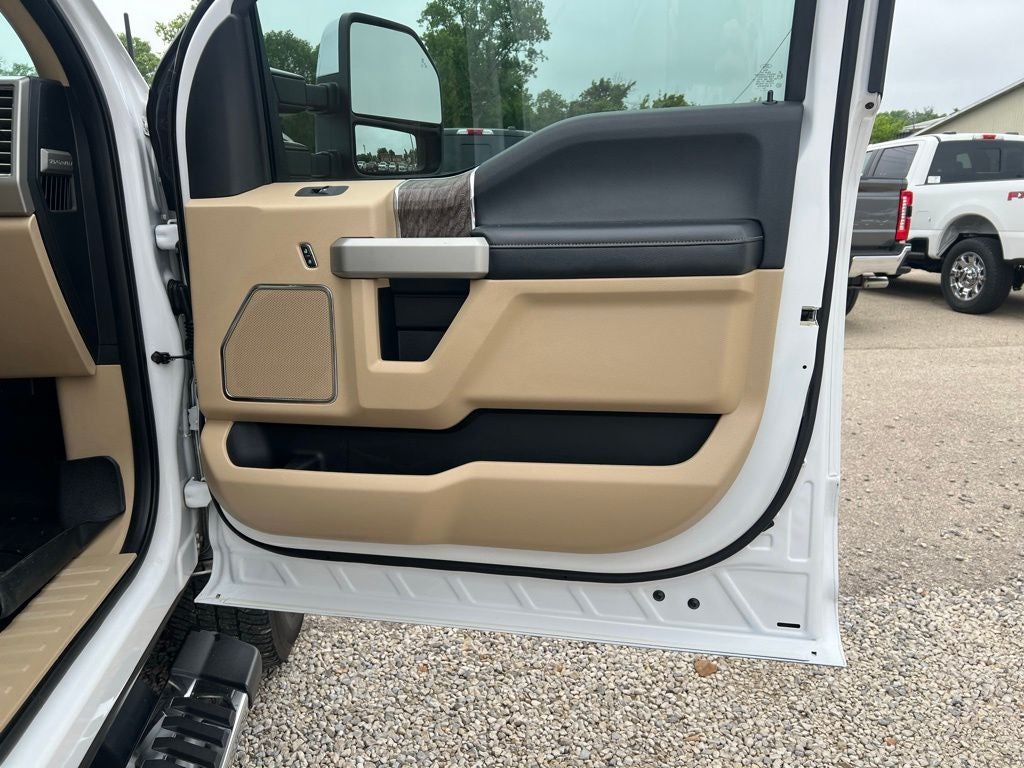 2017 Ford F-350 Lariat