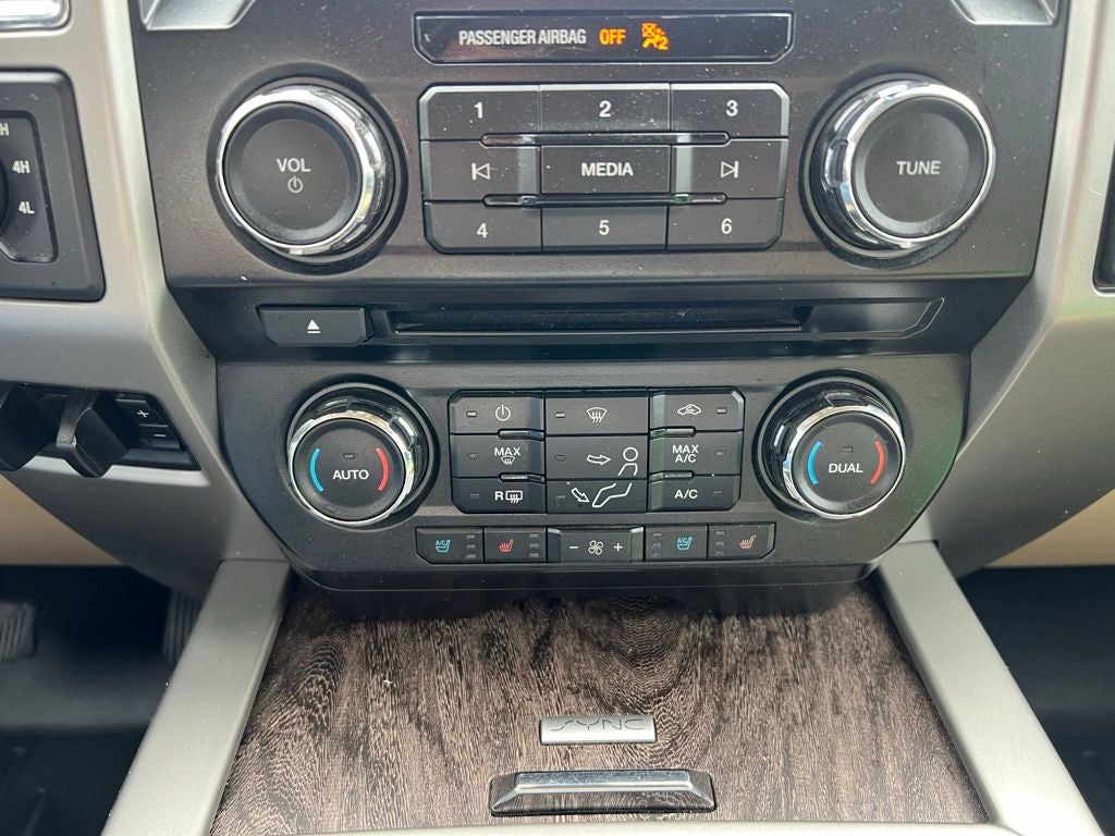 2017 Ford F-350 Lariat