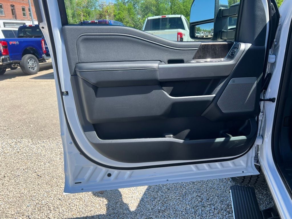 2026 Ford F-350 Lariat