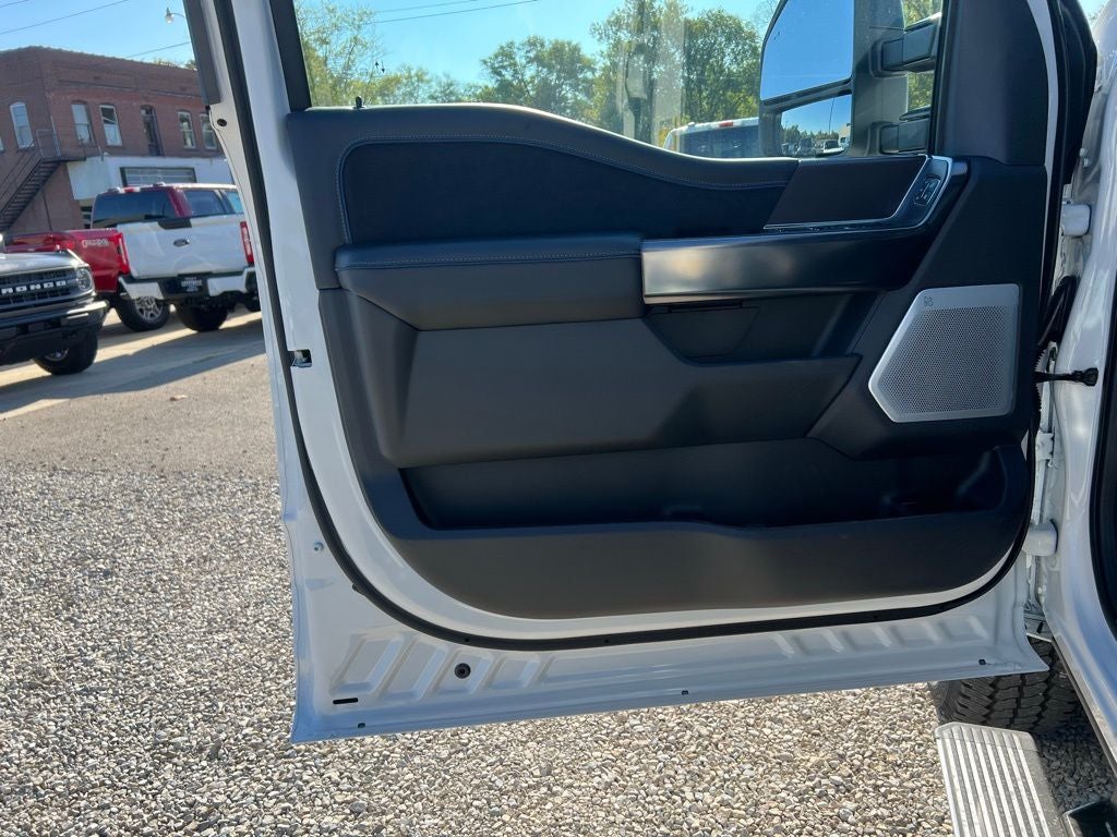 2026 Ford F-350 Platinum