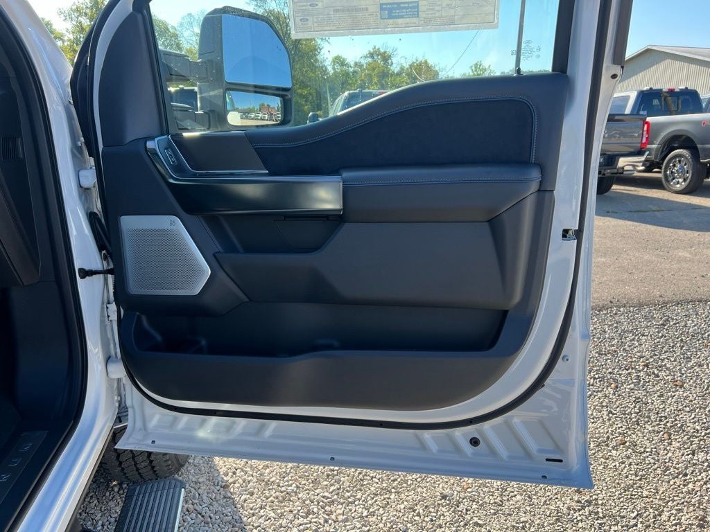 2026 Ford F-350 Platinum