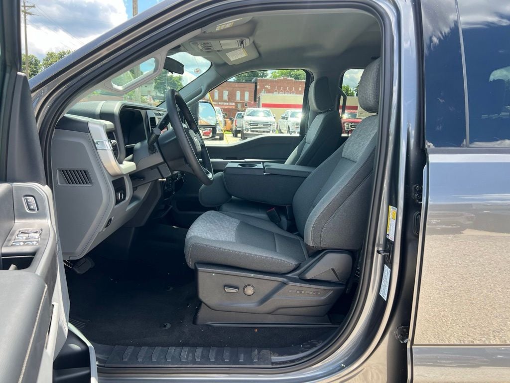 2026 Ford F-350 XLT