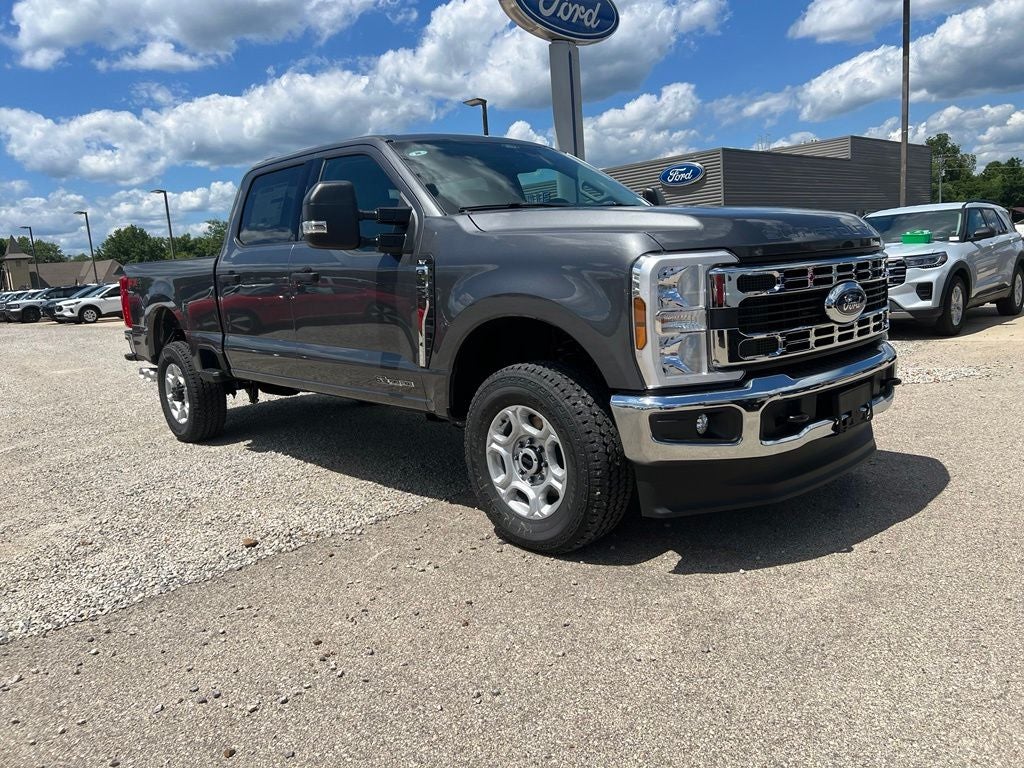 2026 Ford F-350 XLT