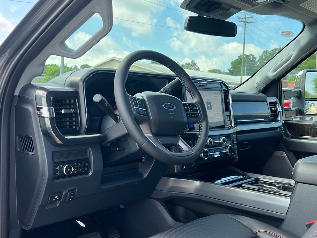 2026 Ford F-350 Lariat