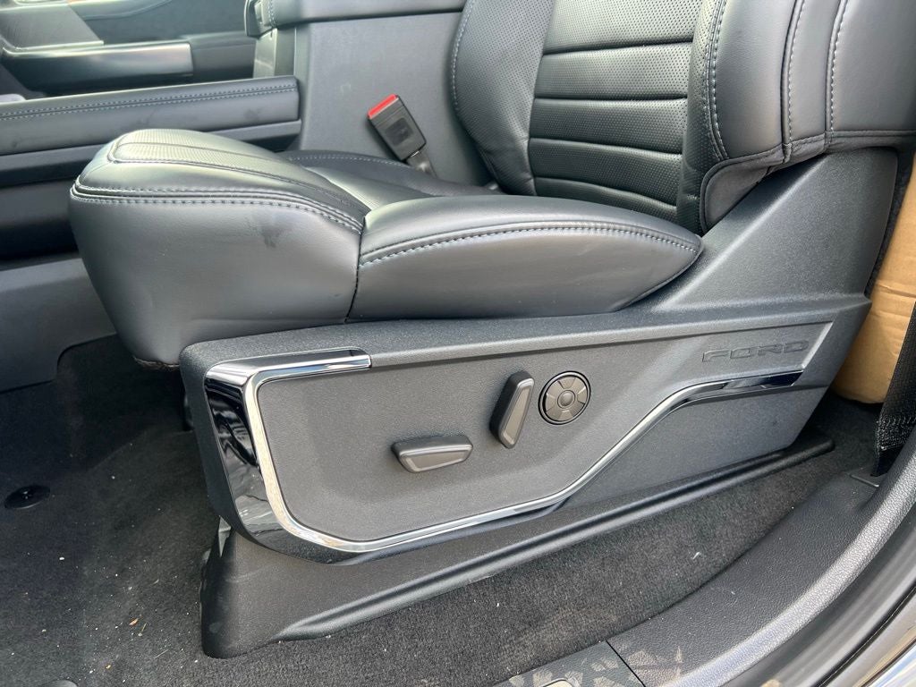 2025 Ford F-350 Platinum DRW