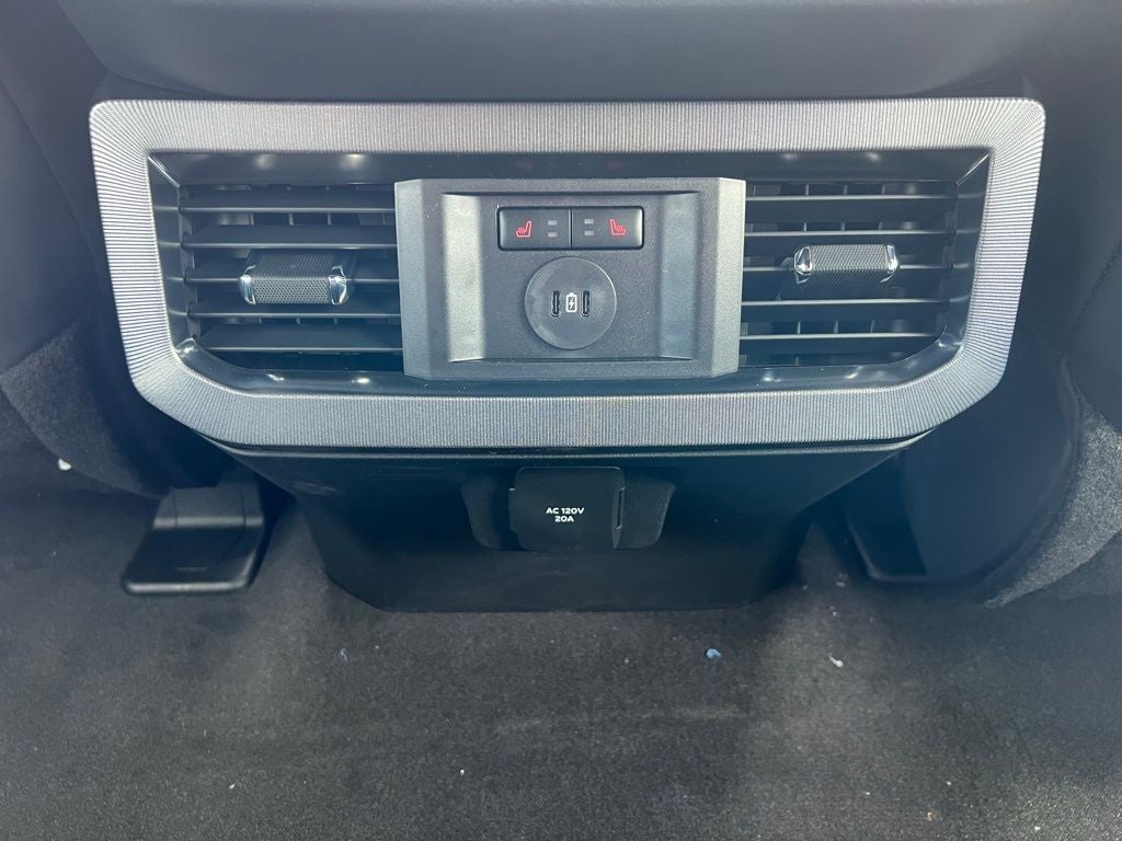 2025 Ford F-350 Platinum DRW